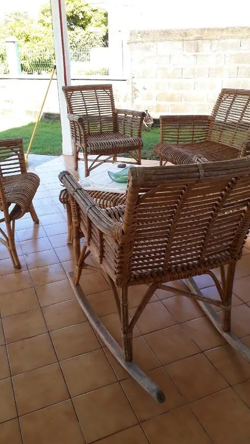 House With 3 Bedrooms In Port-Louis, With Enclosed Garden And Wifi - 500 M From The Beach 0*, Port-Louis Guadeloupe